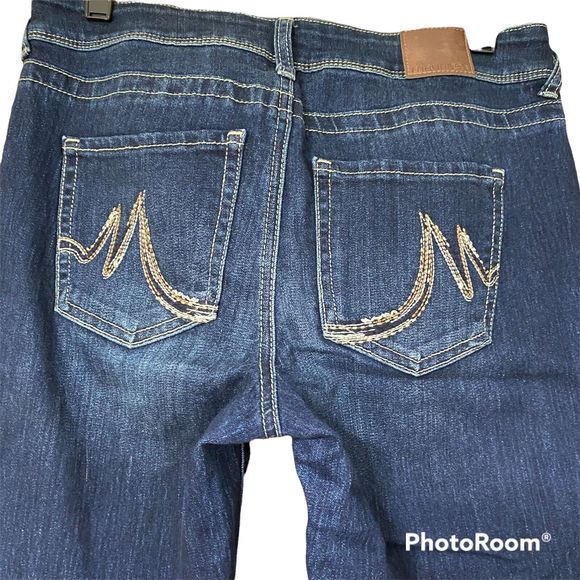 Maurices Women's Jeans Denim Flex size 6Reg Mid rise Bootcut Dark wash 5 pocket - Picture 4 of 11